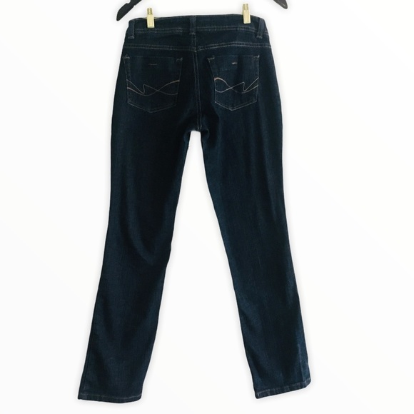 Faded Glory Classic Stretch Streight Petite Jeans - Picture 2 of 5